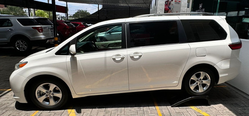 Toyota Sienna 3.5 Xle V6 At