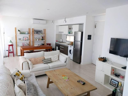 Venta Departamento 3 Ambientes C/cochera, En Las Piedras, Barrio Castaños