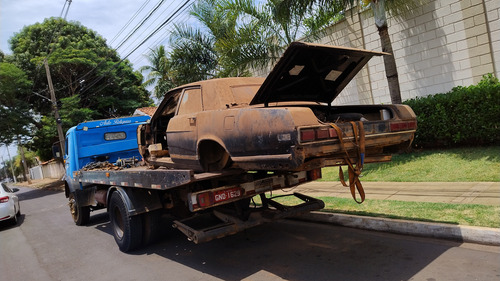 Carroceria Landau Estrutura Boa Para Restauro Peças Partes