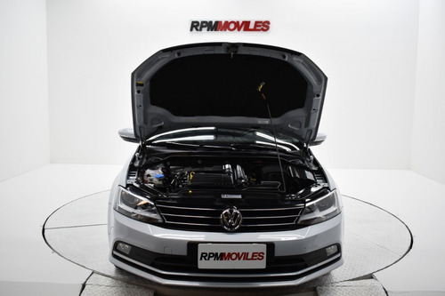 Volkswagen Vento 1.4 Comfortline 150cv At 2017 Rpm Moviles