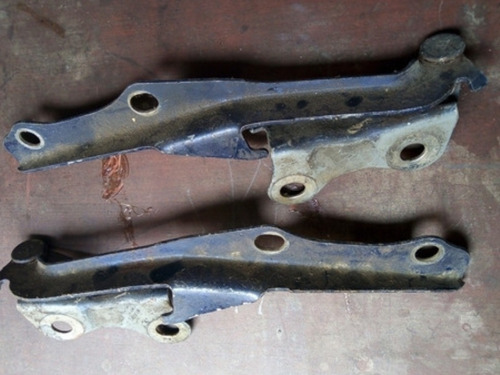 Imagen 1 de 2 de Visagras De Capot De Toyota Runner 01-03