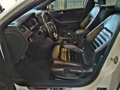 Volkswagen Vento 2.0 Tsi Gli 211cv App Connect + Nav
