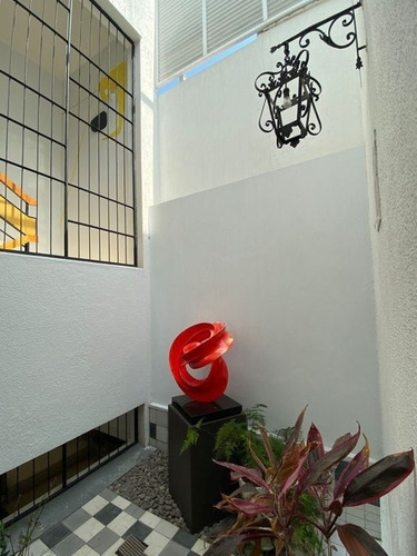 Casa En Buenas Condiciones Es En Colonia Arcos 6 Recamaras
