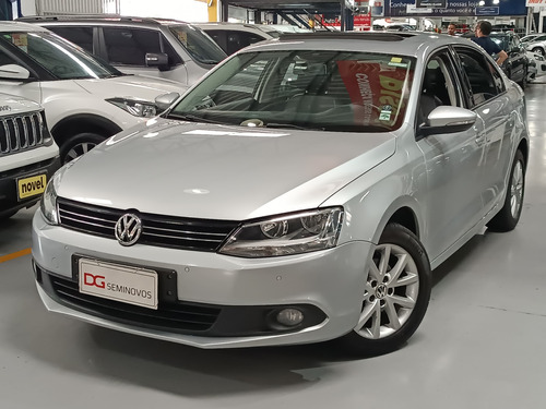 Volkswagen Jetta 2.0 COMFORTLINE 120CV FLEX 4P TIPTRONIC