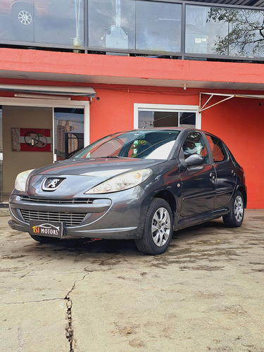 Peugeot 207 1.4 Xr Flex 5p