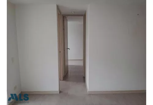 Apartamento Moderno Cerca Al Parque Principal Del ...(mls#249593)