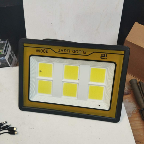 Foco Led Reflector 220v 300w Luz Fría