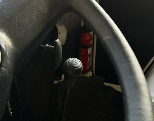 Volkswagen Kombi 1.4 MI STD 8V FLEX 4P MANUAL