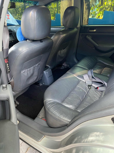 Honda Civic 1.7 Lx 4p