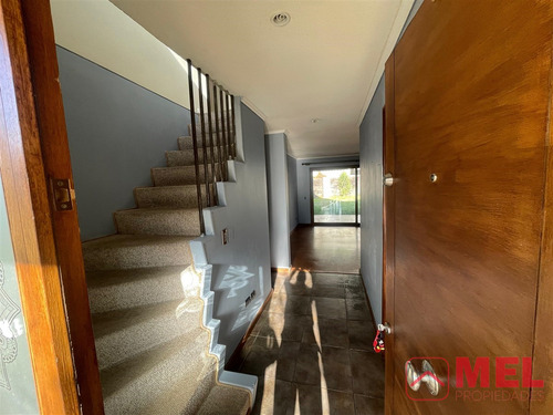 Casa En Venta De 4 Dorm. En Colina