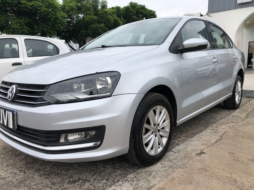 Imagen 7 de 25 de Volkswagen Polo 1.6 Comfortline 4p Gnc Año 2017 - Liv Motors