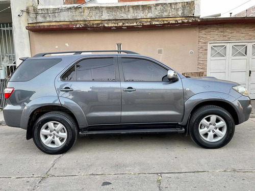 Toyota Sw4 3.0 Srv Cuero I 171cv 4x4 2011
