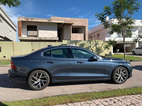 Volvo S60 T-4 Momentum 2.0 Turbo 190cv Aut./2020