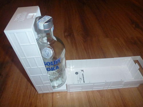 Estuche De Vodka Absolut De Coleccion