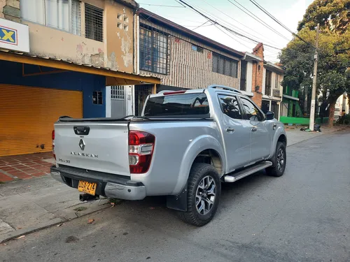 Renault Alaskan 2.5 Intens