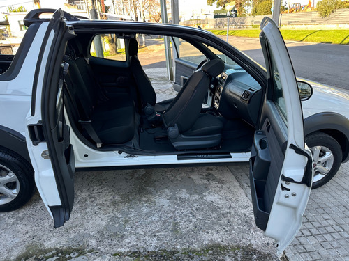 Fiat Strada 1.4 Trekking Cd