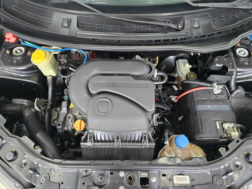 Fiat Uno 1.4 SPORTING 8V FLEX 2P MANUAL