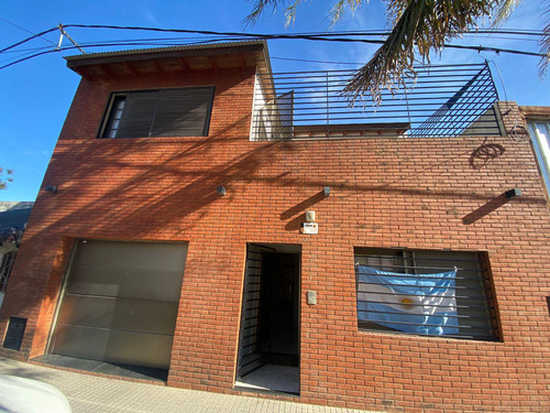 Venta Casa De 3 Dormitorios En Barrio San Martín
