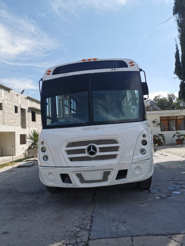 Autobuses Mercedes Benz Y Volkswagen