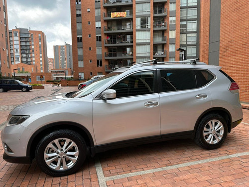 Nissan X-Trail 2.5 Advance