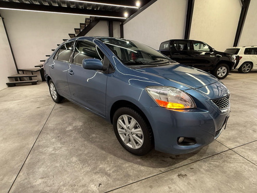 Toyota Yaris 1.5 Premium Sedan At