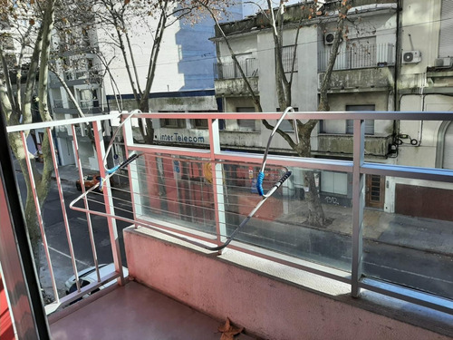 Imagen 3 de 18 de Venta Apto Centro 1 Dormitorio Con Terraza