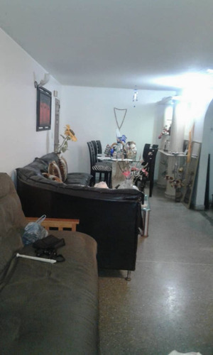 Apartamento En Venta En Diez De Marzo