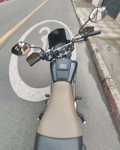 Moto Honda Navi Adventure Modelo 2024