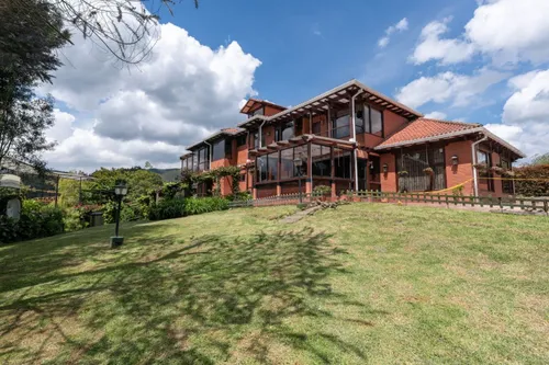 Casa En Venta En La Calera. Cod V9011