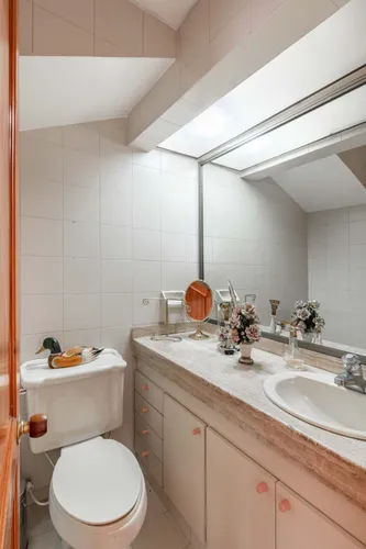 Apartamento En Arriendo En Club Los Lagartos. Cod A19936
