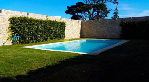 Imagen 14 de 30 de Venta De Casa De 5 Dormitorios En La Mansa