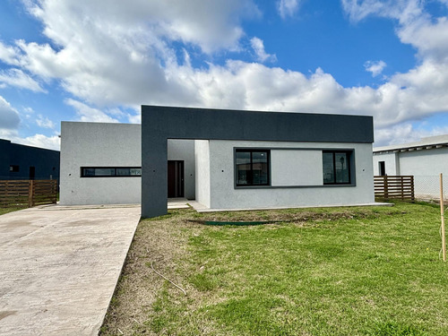Venta De Casa 4 Ambientes San Sebastian Area 13 Ddb