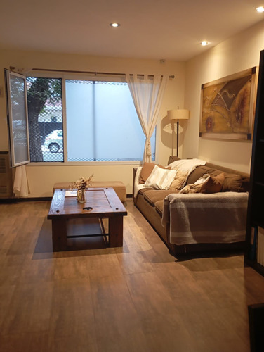 Venta 2 Casas Playa Grande Con Cochera