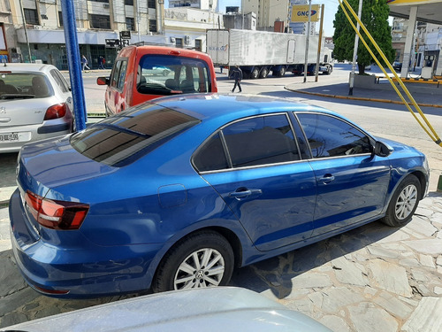 Volkswagen Vento Advanced 2.0 2015