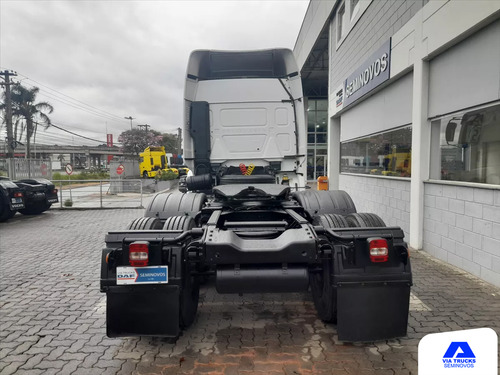 Volkswagen 25.360 Ctc 6x2 2021/2022