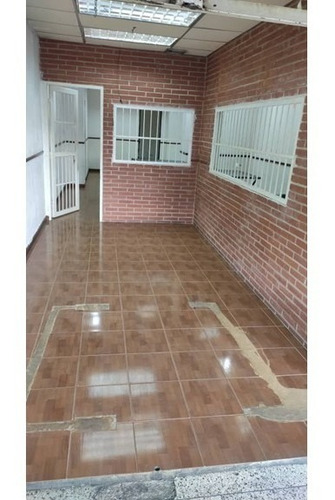 Imagen 5 de 8 de Local En Venta Los Cortijos Century 21 Plaza Francia 04125033903 Ml