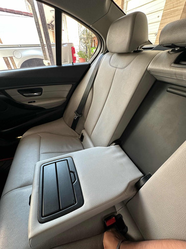 Bmw 328i, Modelo 2012 Twin Turbo 4 Cilindros