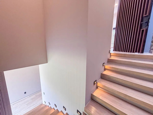Casa En Venta En Misión San Jerónimo. 2