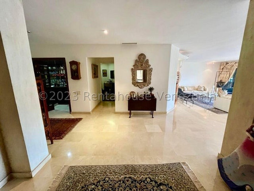 Se Vende Increible Planta Baja En Colinas De Tamanaco Para Un Excelente Estilo De Vida 24-11262 Cs