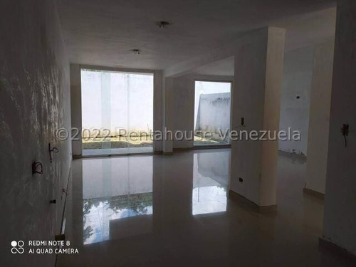Imagen 8 de 13 de Leida Falcon Rentahouse Vende Townhouse En Villas San Diego 22-17610 Lf