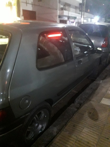 Imagen 8 de 12 de Renault Clio 1998 1.9 Rl