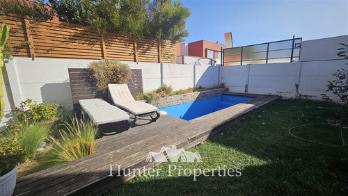 Casa En Venta De 3d 3b En Huechuraba