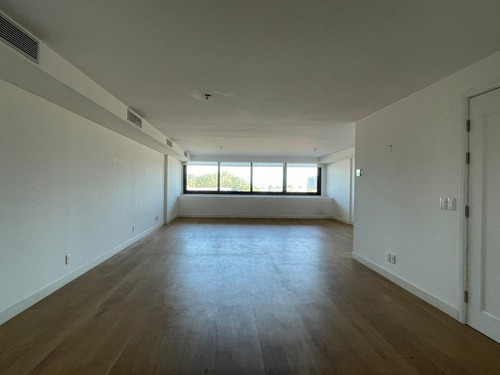 Imagen 4 de 30 de Departamento - Puerto Buceo- 3 Dorm Y Servicio Completo- 3 Gges Con Renta