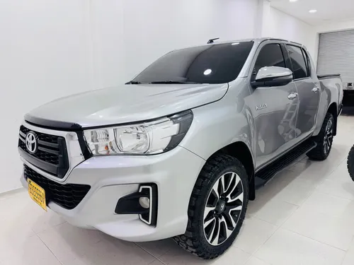 Hilux Srv 2.8 Aut Revo