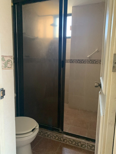 Imagen 16 de 27 de Cómodo Departamento A La Venta En Pórticos