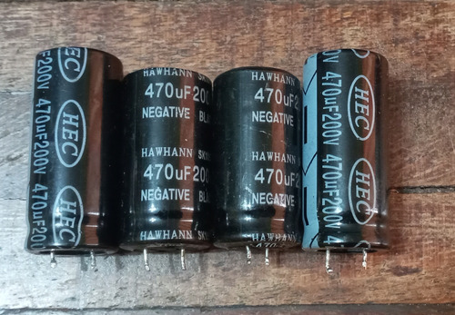 Kit De Condensadores Electroliticos (Usado)