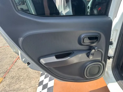 Fiat Mobi 1.0 Mt Blanco