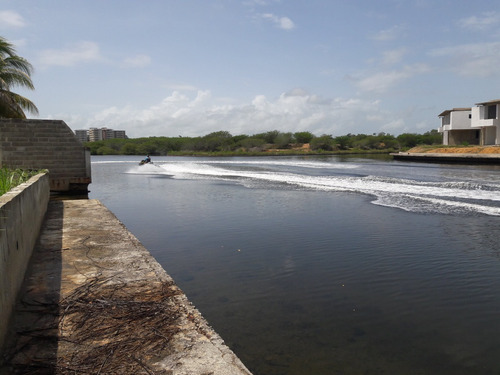 Imagen 8 de 13 de Terreno En Venta Higuerote Puerto Encantado