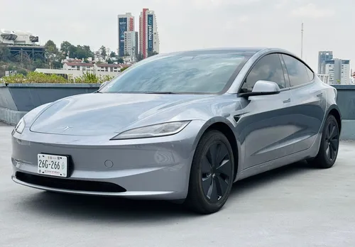 Tesla Model 3 Dual Motor 548 Km 2025