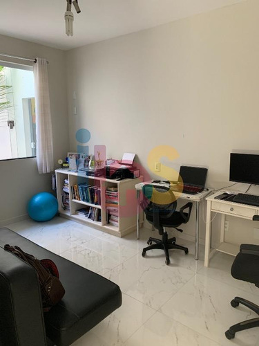 Imagem 8 de 15 de Vendo Casa 3/4 No Bairro Pontalzinho - Itabuna/ba - 5808